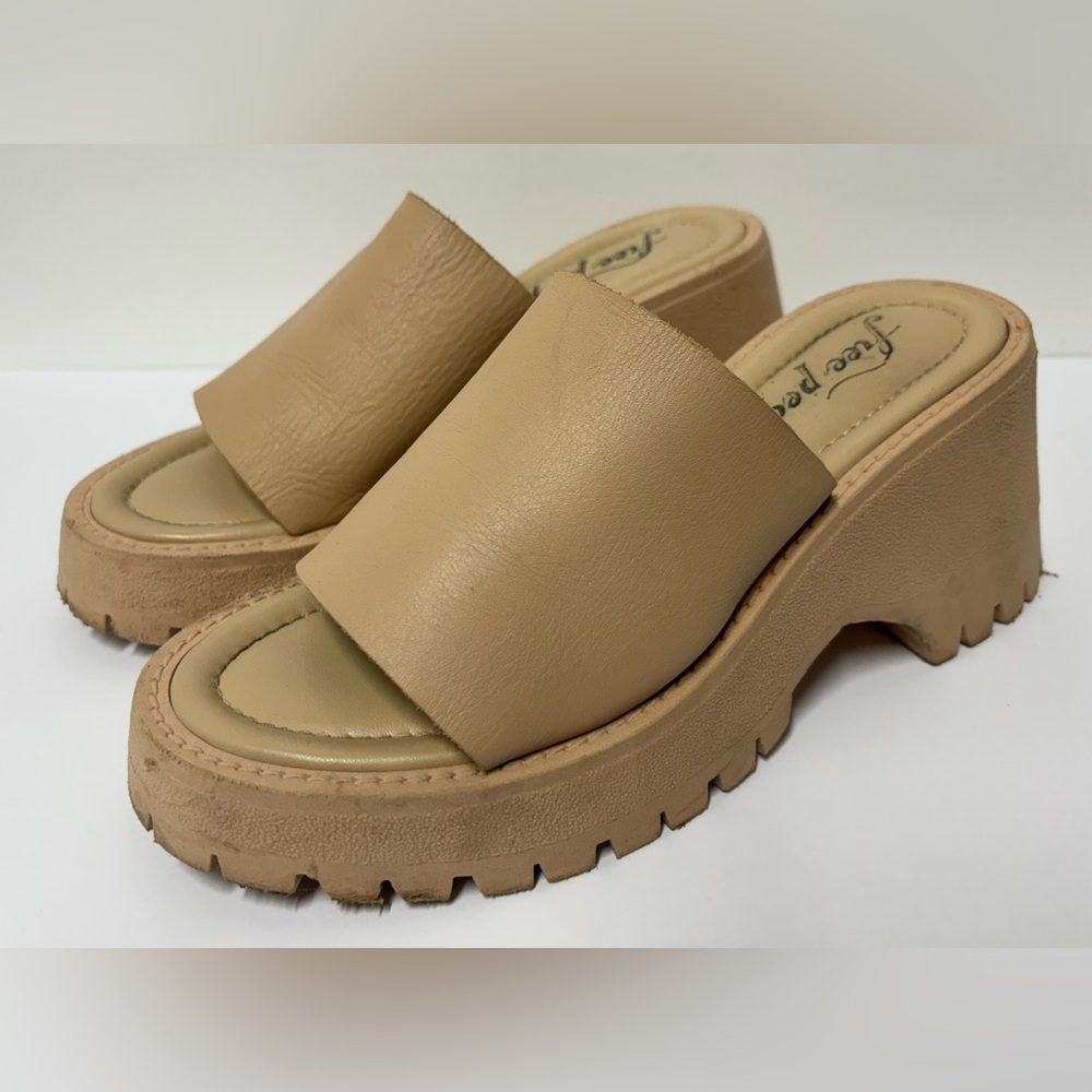 FREE PEOPLE Winona Pearl Sand Platform Wedge Sandals Women’s Size 37 (6.5)